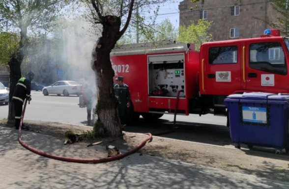 Крупный пожар вспыхнул в спортзале «Академии безопасности» в Ереване